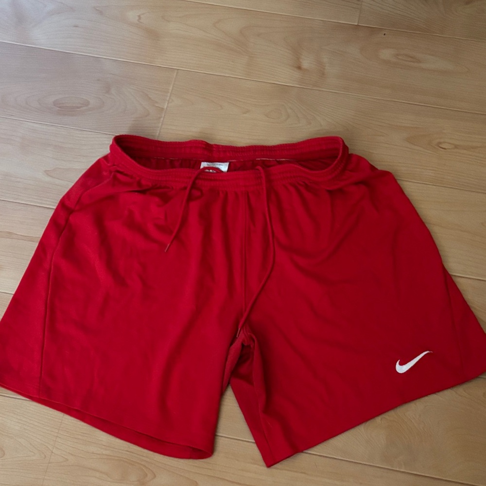 Red Nike Athletic Soccer Shorts Men’s XL